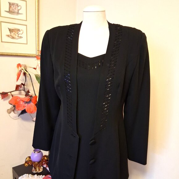 Preowned Women's Zakura 2 Piece Black Lined Beaded Blazer & Dress Set 10 M - Picture 8 of 16